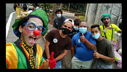 Pelotero y Tilón con el grupo de medio ambiente del Zoo de 26